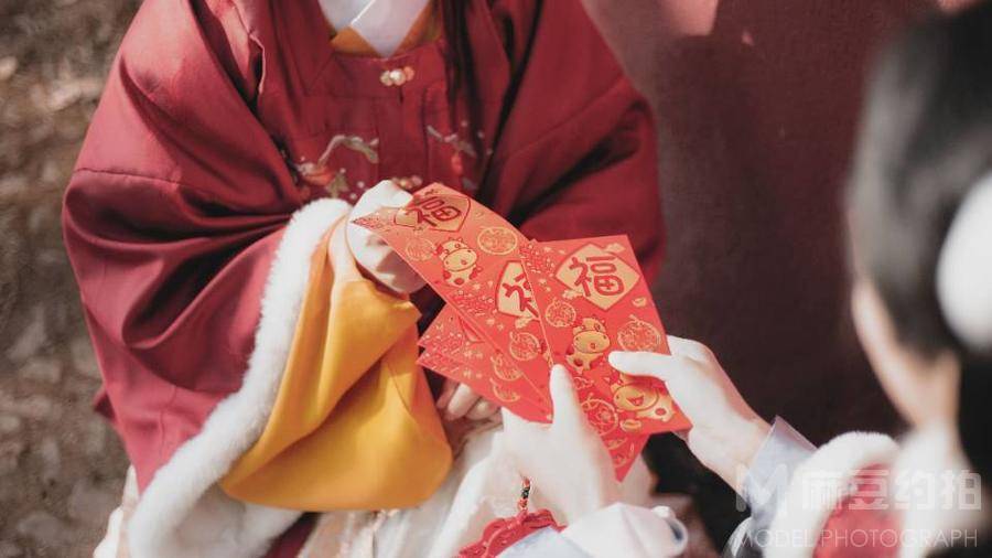 汉服模特