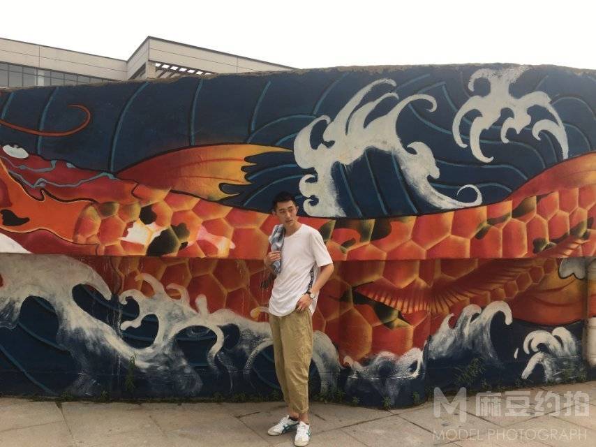 校园模特