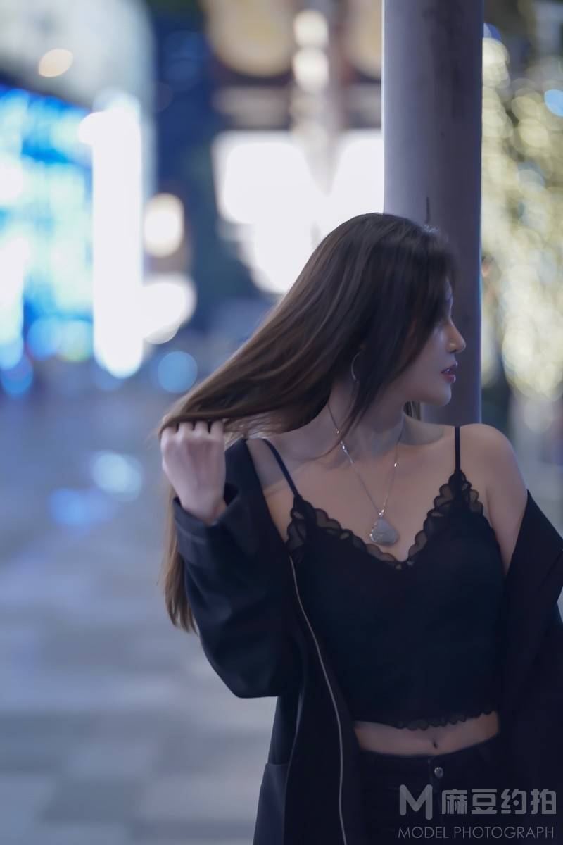 夜景模特