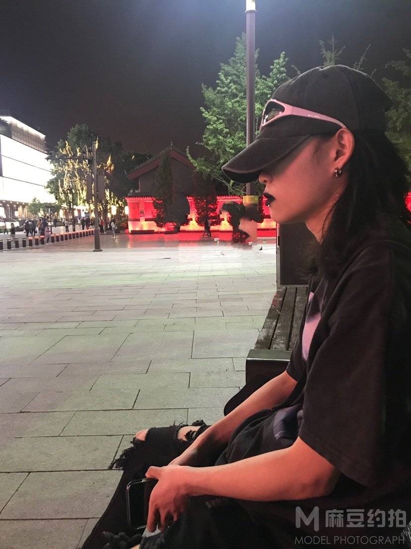 夜景模特