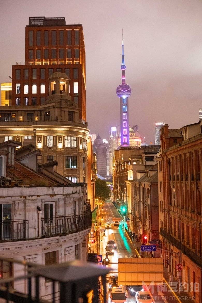 夜景模特