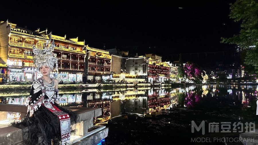 夜景模特