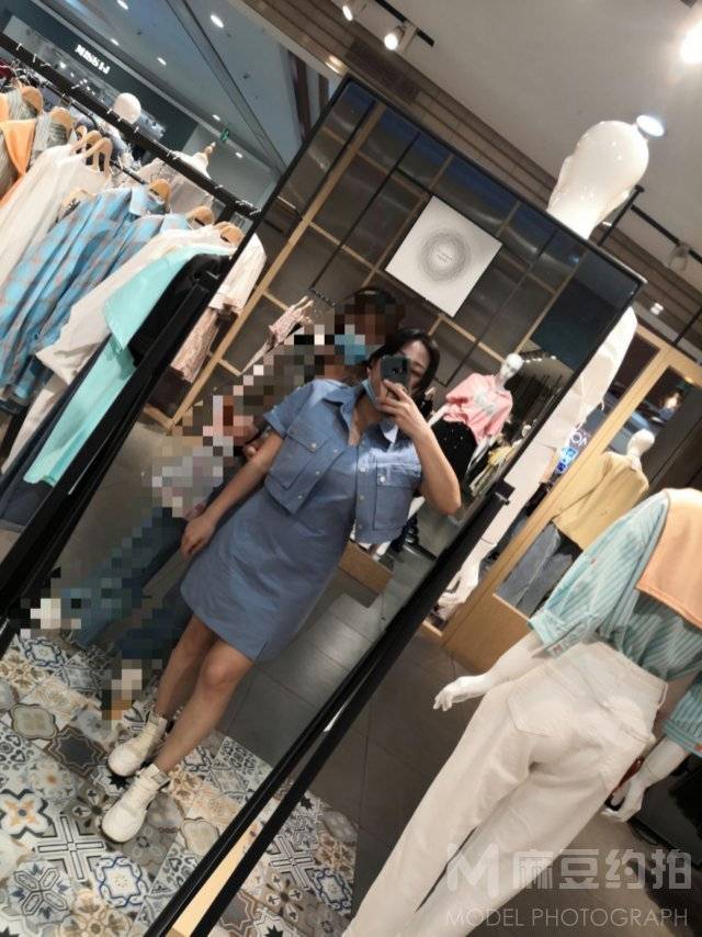 妆容模特