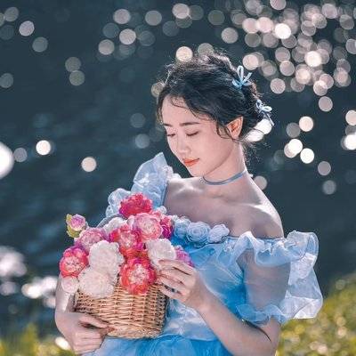 清新模特