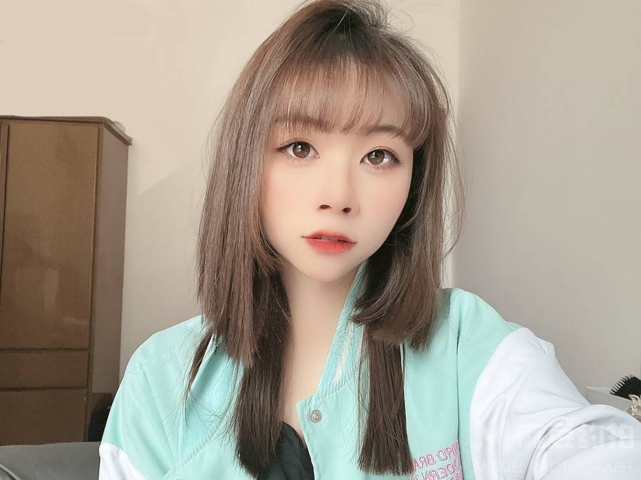 黑白模特