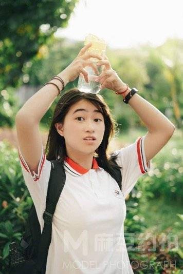 校园模特