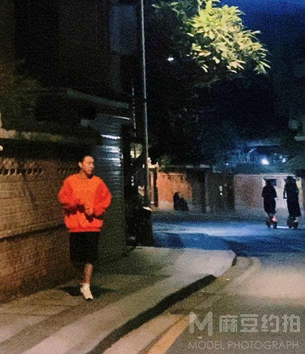 纪实模特