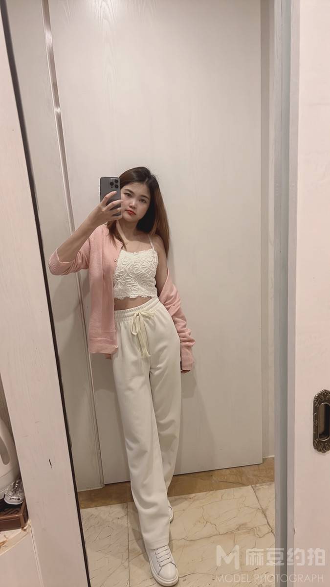 纪实模特