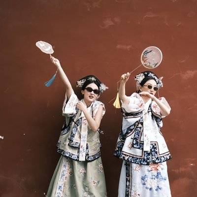 汉服模特