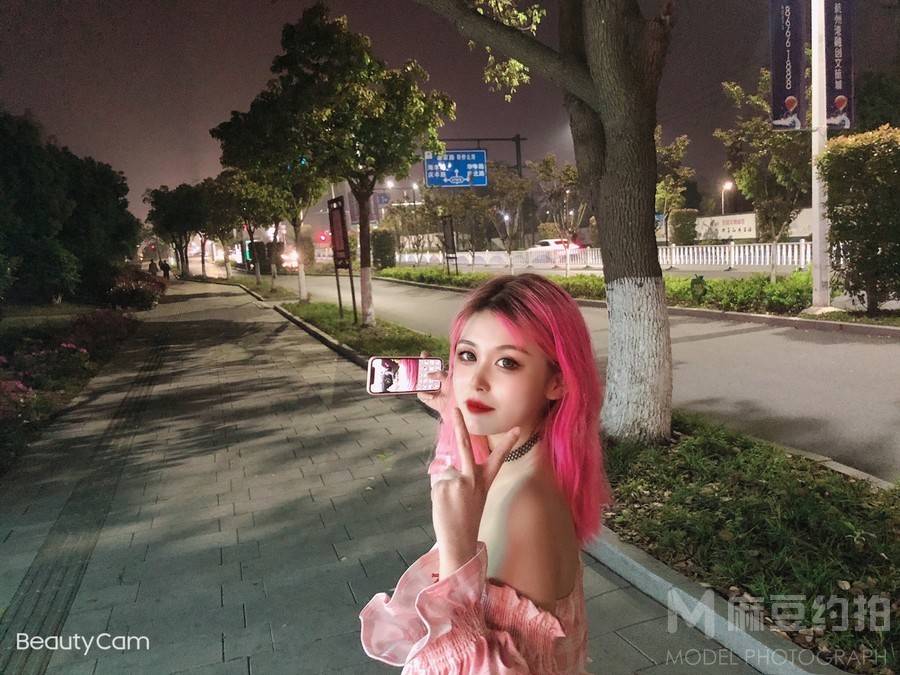 清新模特