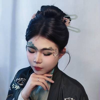 妆容模特
