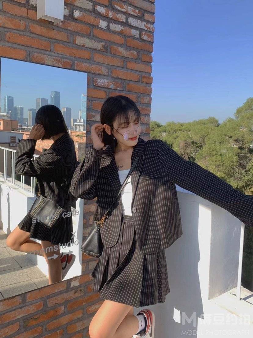 校园模特