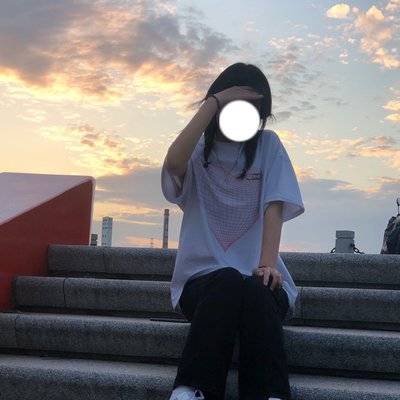 黑白模特