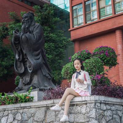 校园模特