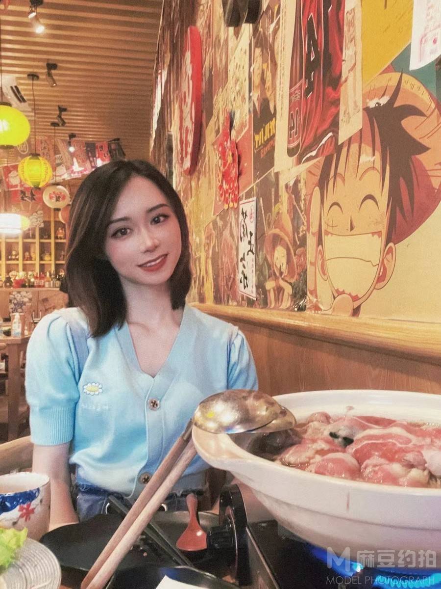 校园模特