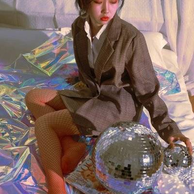 情绪模特