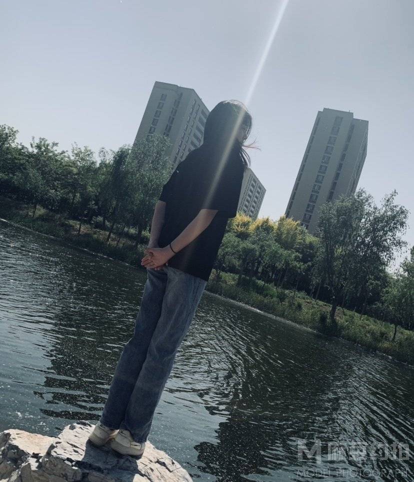 胶片模特