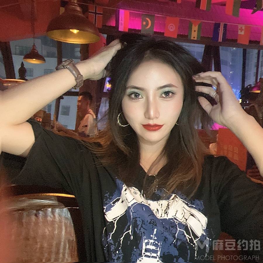 情侣模特