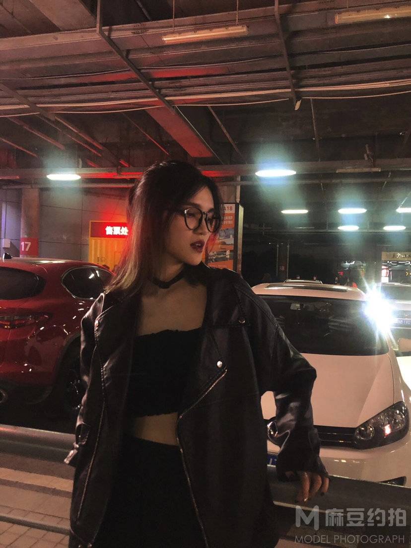暗黑模特