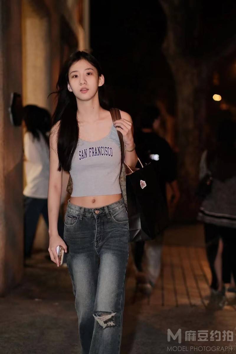 纪实模特