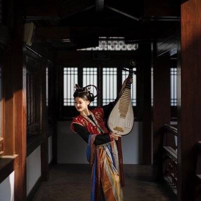 汉服模特