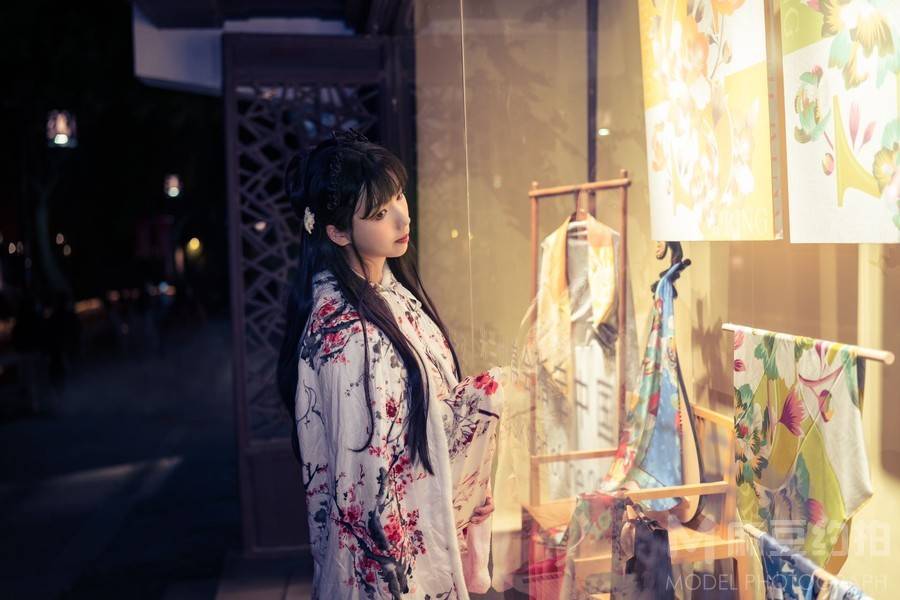 汉服模特