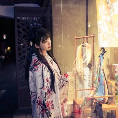 汉服模特
