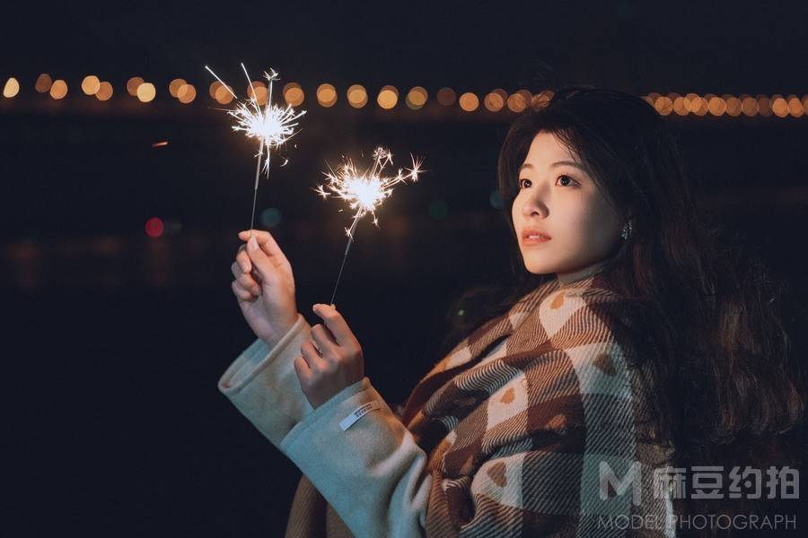 夜景模特