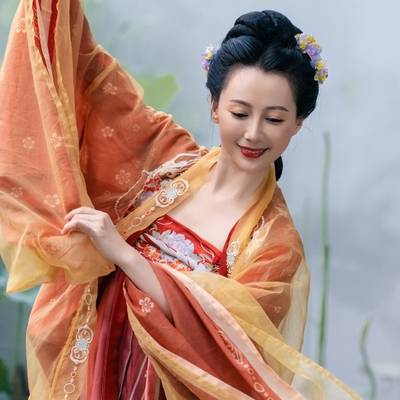 汉服模特