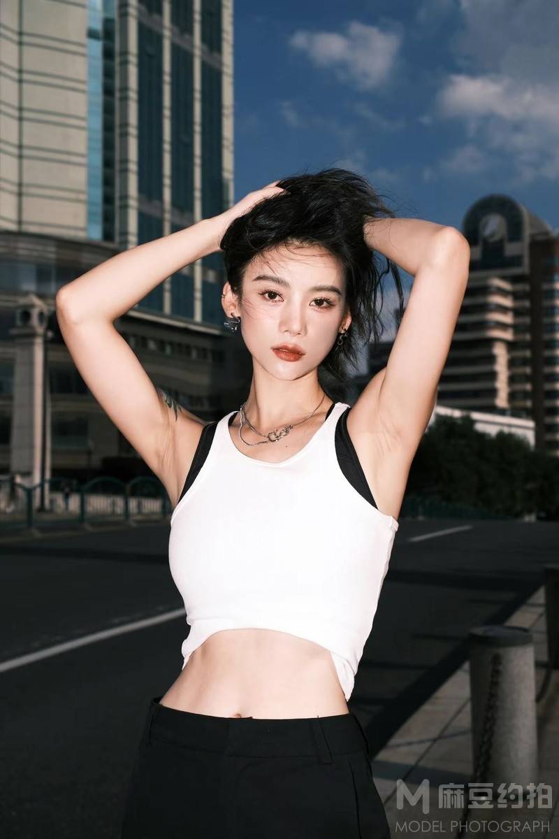 胶片模特