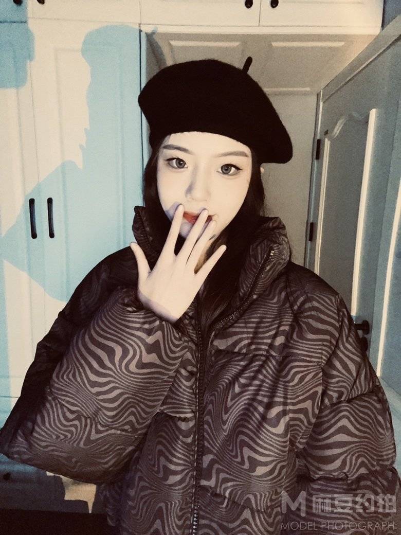 校园模特