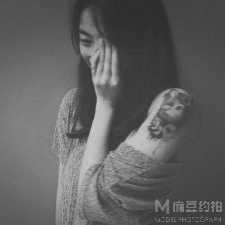 纪实模特