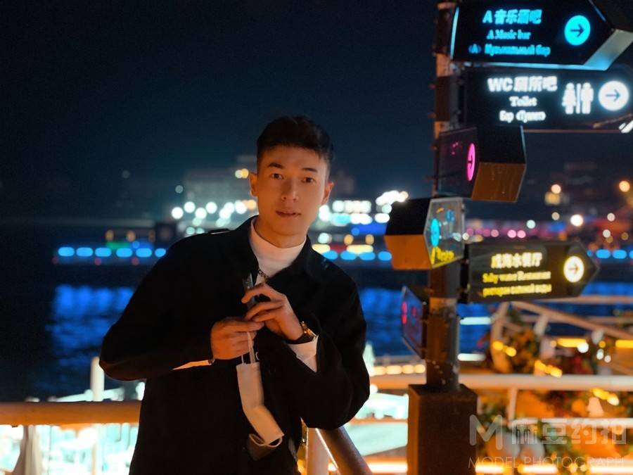 夜景模特