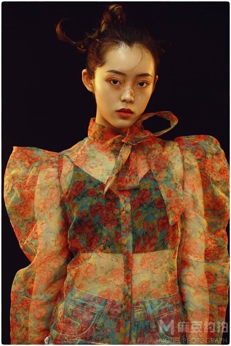 妆容模特