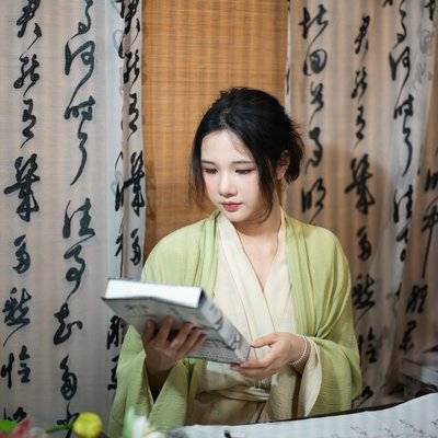 清新模特