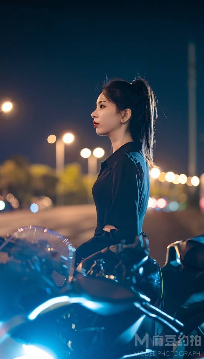 夜景模特