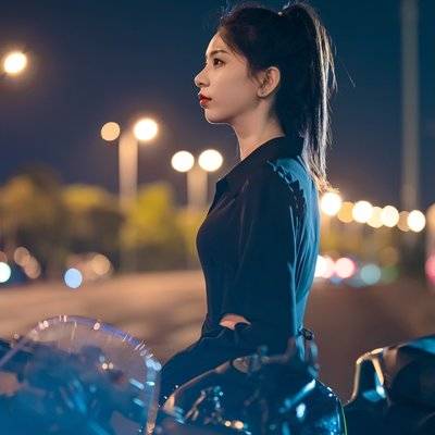 夜景模特