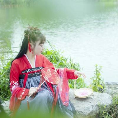 汉服模特