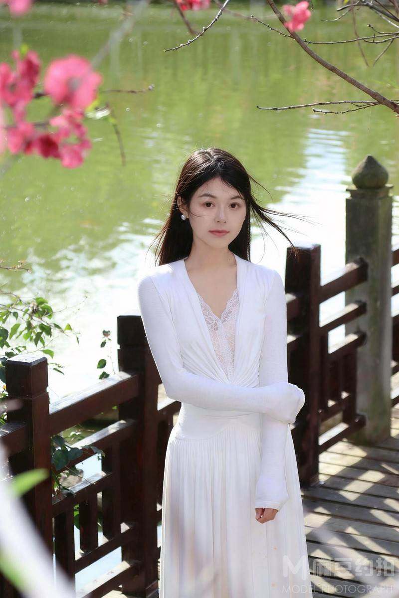 纪实模特