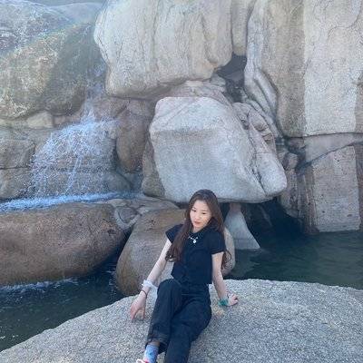 黑白模特