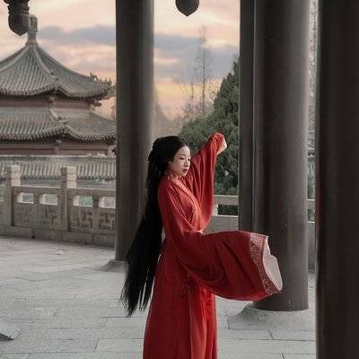 汉服模特