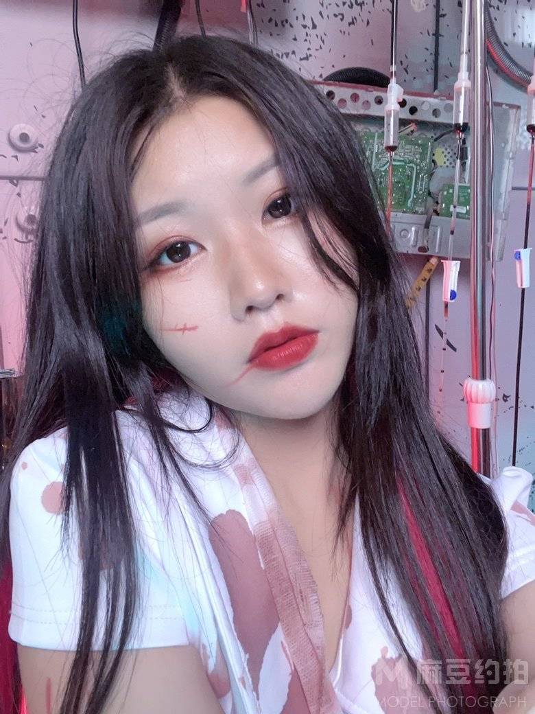 暗黑模特