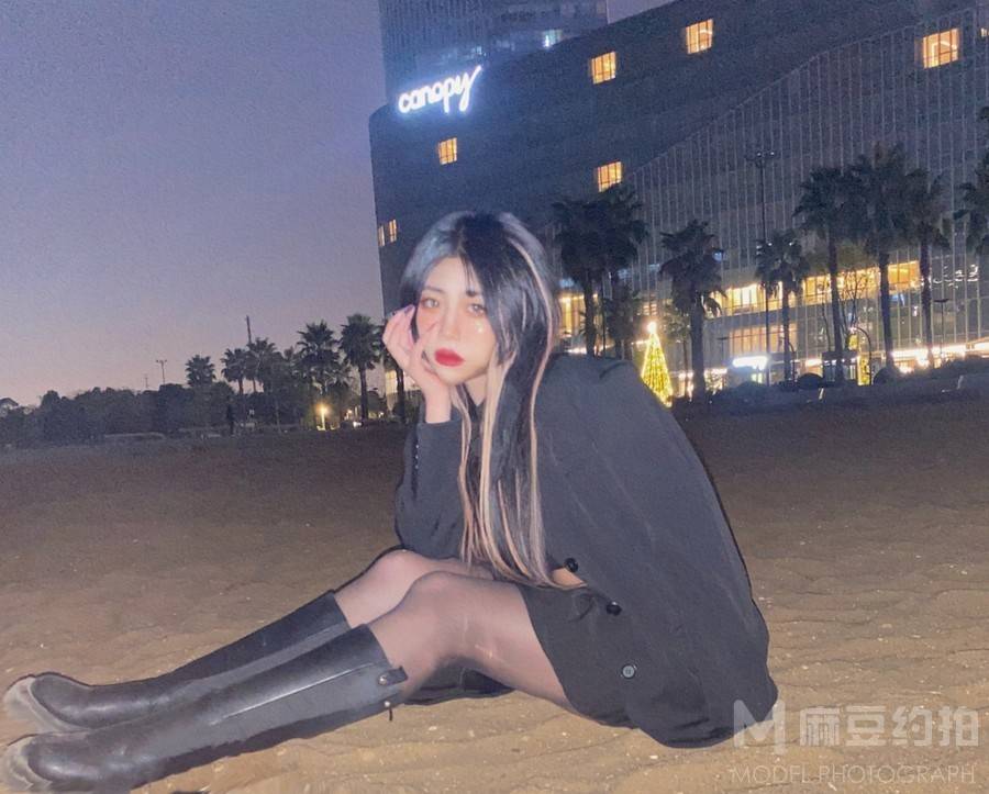妆容模特