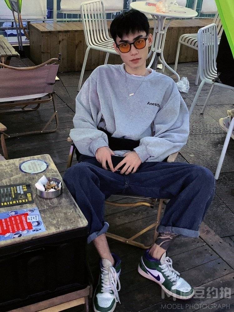 清新模特