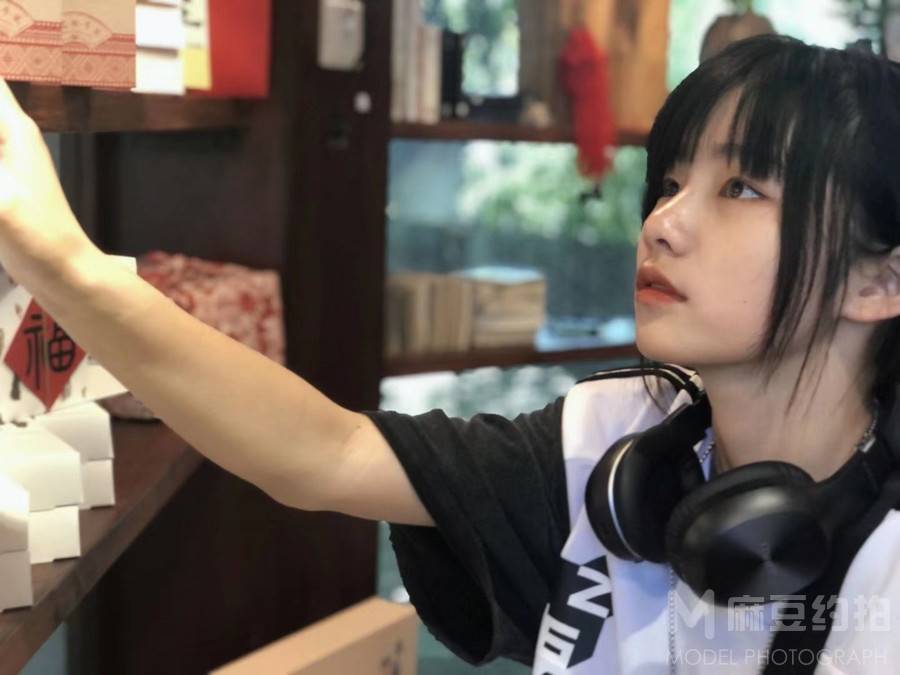 校园模特