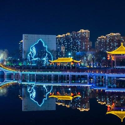 夜景模特