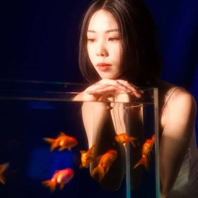 情绪模特