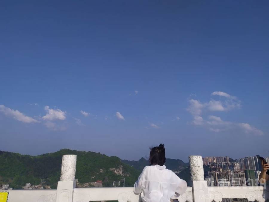 黑白模特