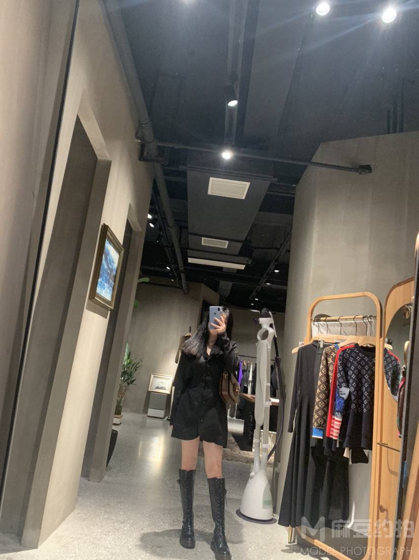 暗黑模特