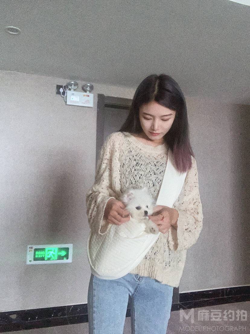 纪实模特